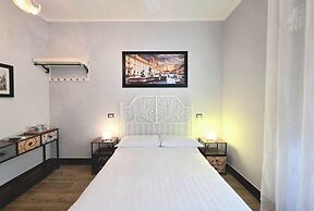 Nicole Suite