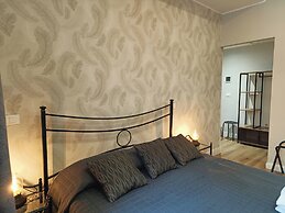 Nicole Suite