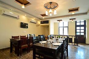 HOTEL SURYA GARH