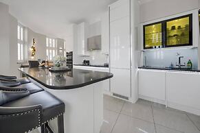 Chic Luxury - Central - Beach Access - Wind