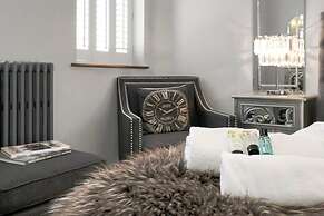 Chic Luxury - Central - Beach Access - Wind