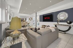 Chic Luxury - Central - Beach Access - Wind
