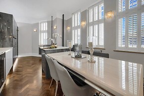 Modern Unique - Central Beach Access
