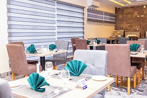 Hilton Palace Hotel
