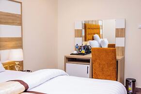 Hilton Palace Hotel