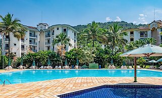 WTE - Resort-style Condominium 100m From the Beach