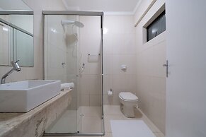 3BR apt sea View on Bombas Beach Vdn303