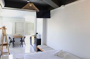 Airport Manini Lodge Studio 4