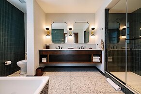 The Hotel Rambler Montgomery, Tapestry Collection By Hilton