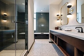 The Hotel Rambler Montgomery, Tapestry Collection By Hilton