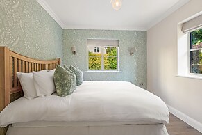 The Wild Bloom - From 225 Per Night