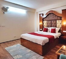 Hotel Surya International - Manali