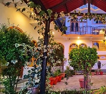 Hotel Surya International - Manali