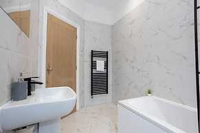 Flat 1 15 Longley Road