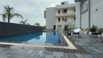 Savanna Retreat By Mystical Views