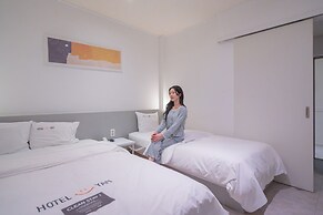 Hotel YAM Yeosu Hakdong