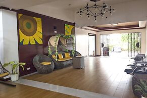 Tagaytay Hotel SixB