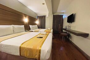 Tagaytay Hotel SixB
