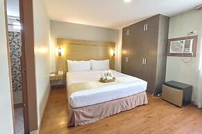 Tagaytay Hotel SixB