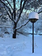 Riverfront Cottageee