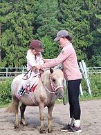 Riverfront Cottageee