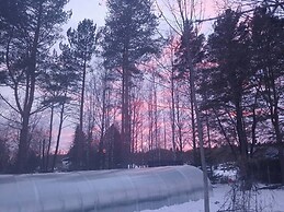 Riverfront Cottageee