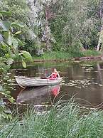 Riverfront Cottageee