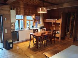 Riverfront Cottageee