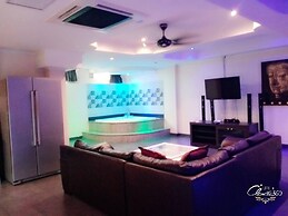 75 sqm Studio Type Jacuzzi Apartment 101a