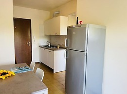 Luminous Flat With Balcony-beahost