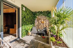 DELUXE ZEN APARTMENT & SPA