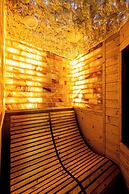 DELUXE ZEN APARTMENT & SPA