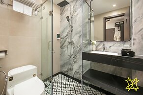 Hanoi Grandeur Hotel