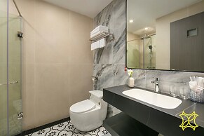Hanoi Grandeur Hotel