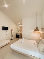 Laiwaii Hotel