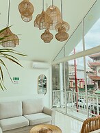 Laiwaii Hotel