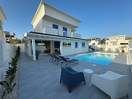 ONDA BIANCA LUXURY APARTMENTS