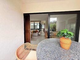 Amoara 301 Bohemian Rooftop