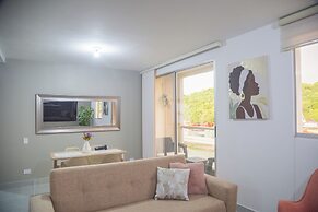 Mar Serena Beachside Stay