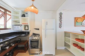 3 B Beachfront House w/ Barbecue Bombinhas Sdn042