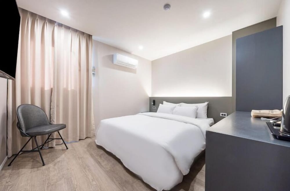 POHANG HOTEL LA TERRACE