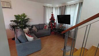 Avida 3-bedroom Vacation House With Pool
