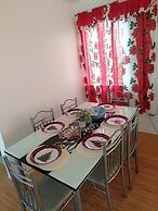 Avida 3-bedroom Vacation House With Pool