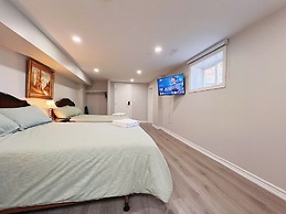 Cozy & Modern Ensuite Basement Rooms - Steps to Subway & Downsview Rog