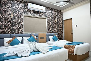 Ravechi Krupa Hotel