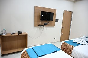 Ravechi Krupa Hotel