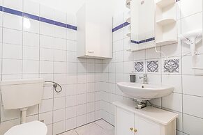 Modern 2BR Apt Longstay Sleeps 5