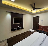 Hotel Shree Palace & Restaurant
