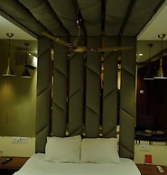 Hotel Shree Palace & Restaurant