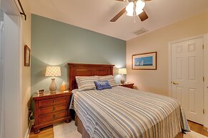 Resort Amenities & Beach Access: Huddleston Condo